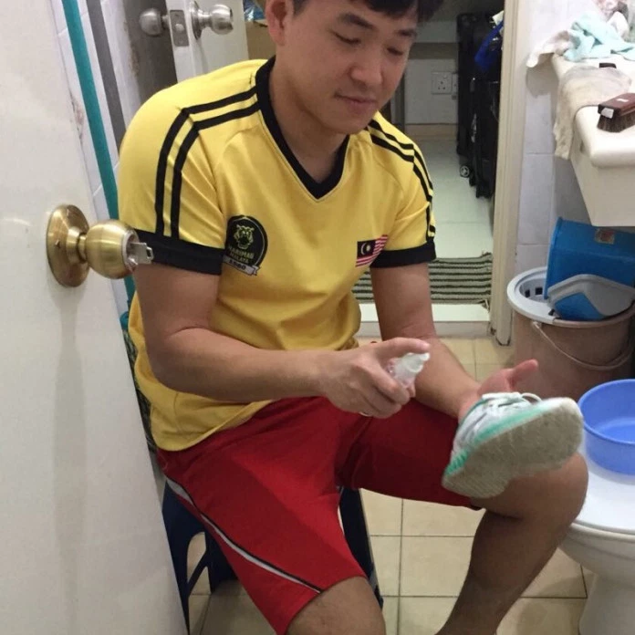 shoe mo jack wong humble beginnings cleaning shoe mo merchant stories candybar blog ginny truc to